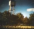 Kinderland - Vista de la torre de agua y canteros de flores de Luccini - 1969.